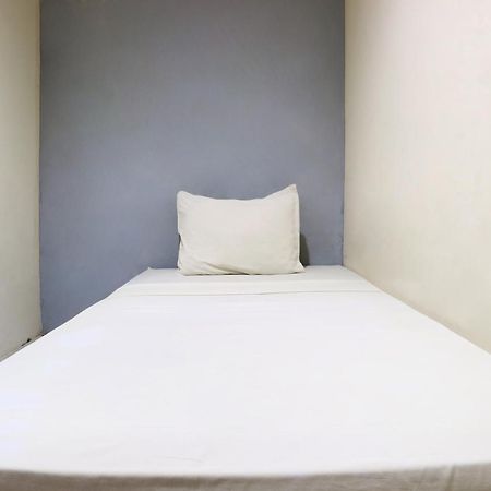 Sabrina Guest House Jakarta Exterior photo